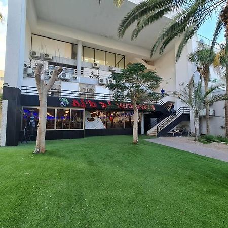 Blue Moon Apartment Eilat Exterior photo