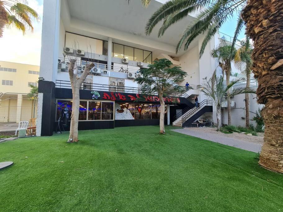 Blue Moon Apartment Eilat Exterior photo